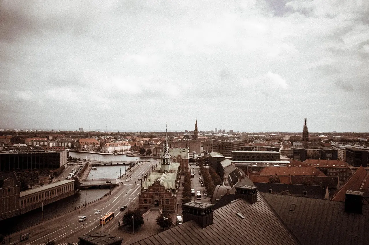 Hvad koster et sommerhus? Alt om priser, skjulte udgifter og hvordan du får mest for pengene